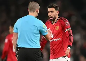 خستگی یونایتد از داوران: دیگر بس است!