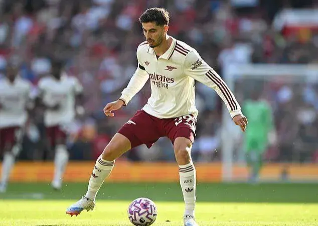 هدف بزرگ مهاجم آرسنال: بازگشت قدرتمند در ۲۰۲۶