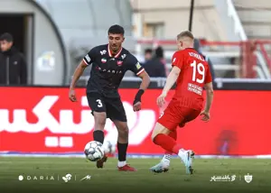 چرا پرسپولیس یک پنالتیزن کم داشت؟