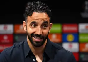 قول می‌دهم هرگز به یونایتد خیانت نکنم