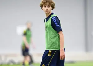 یک پسر دیگر زلاتان رسما بازیکن میلان شد