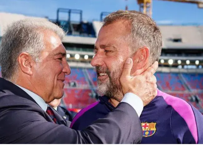 موضع فلیک برای تمدید قرارداد با بارسلونا