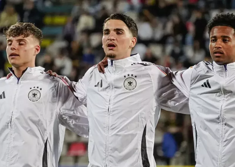 1y5ono114.webp?w=800