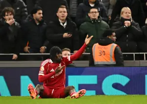 تعویض‌های شوم لیورپول: همه مصدوم شدند!