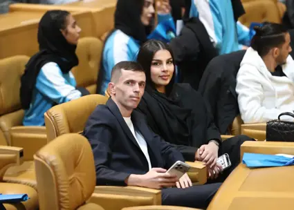 همسر سوپراستار چهره مورد توجه جشن استقلال!