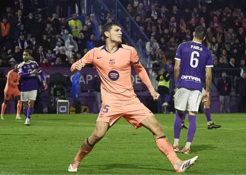 درخواست مدافع بارسا: می‌خواهم بمانم