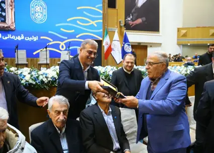 متن و حواشی جشن هشتاد سالگی استقلال