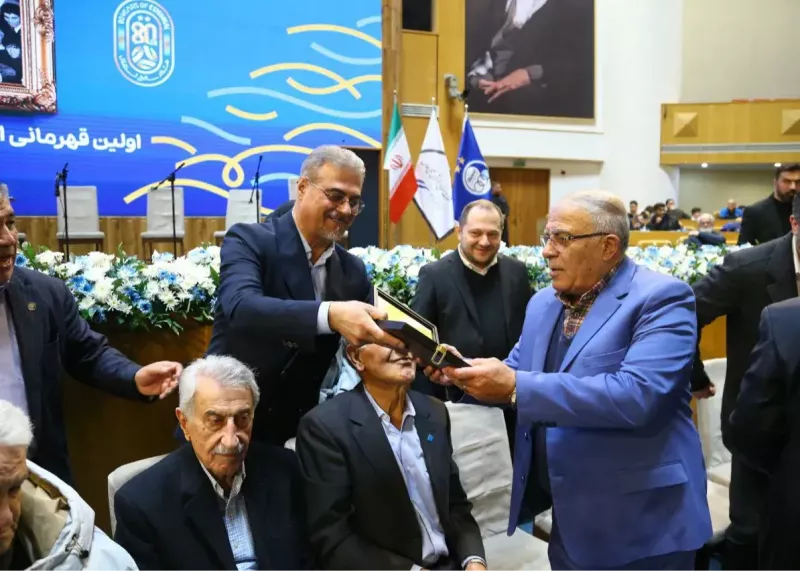 متن و حواشی جشن هشتاد سالگی استقلال