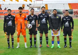 لیگ یک: حسین‌خانی ترمز مدعی را کشید