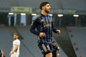 خرید یعنی این: فنرباغچه در صدر به لطف آسنسیو