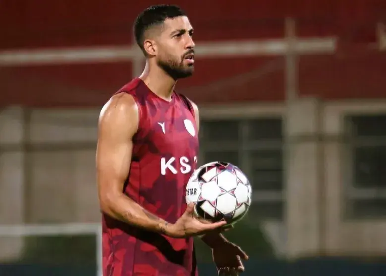 سنگرگیر: خوشحالی را با همسرم تقسیم کردم