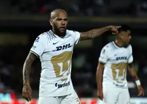 بازگشت متفاوت دنی آلوز به فوتبال