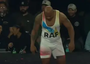 بازگشت شگفت انگیز رقیب علیرضا حیدری به تشک!