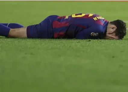 شوک بزرگ: مدافع بارسلونا صلیبی داد