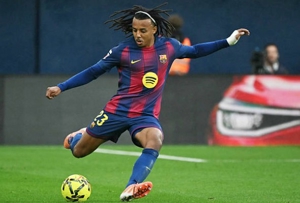 سرگیجه فلیک: یک مدافع دیگر بارسا مصدوم شد