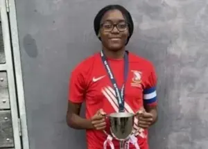 درگذشت بازیکن ۱۹ ساله به دلیل سرطان