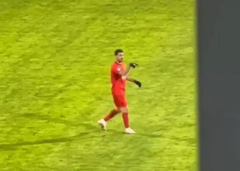 شجاع نمی‌خواست پنالتی بزند! (عکس)