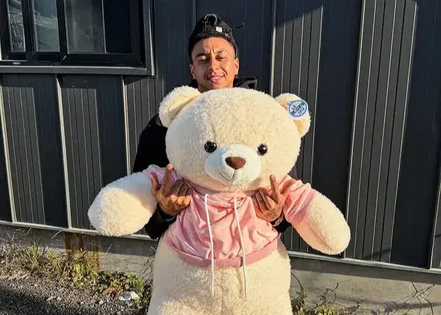 جسی در سرزمین عجایب: اختاپوس زنده خوردم!