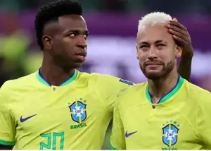 هشدار به وینی: اشتباه نیمار را نکن و از رئال نرو!