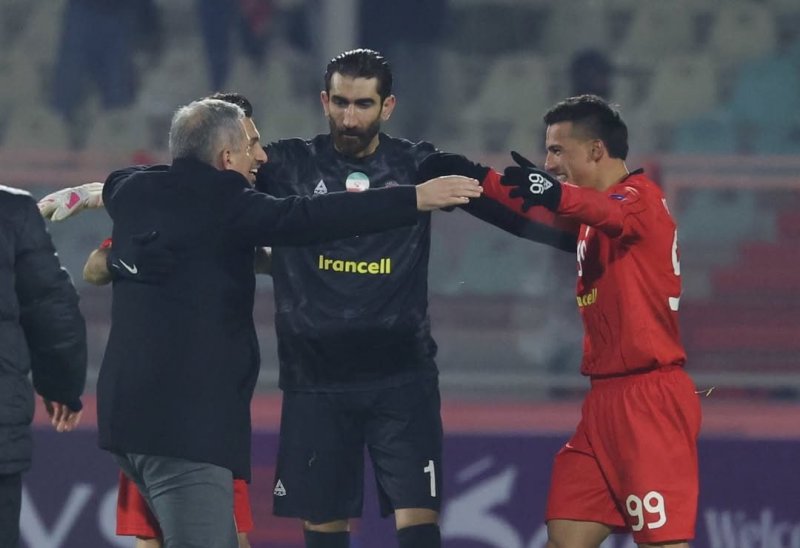 الرایه: تراکتور در خانه غیرقابل پیش‌بینی است