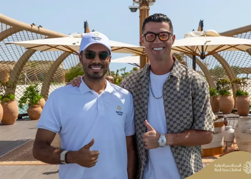 پناهگاه بهشتی رونالدو در قلب دریای سرخ