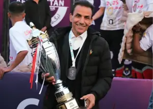 سرمربی ایرانی در لیگ افغانستان قهرمان شد