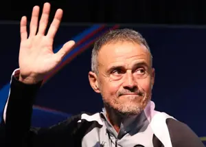 پیشنهاد عجیب پاریس به انریکه: قرارداد مادام‌العمر!