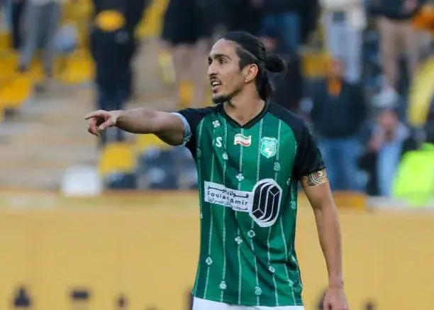 حسینی: راز حذف سپاهان در رختکن بود