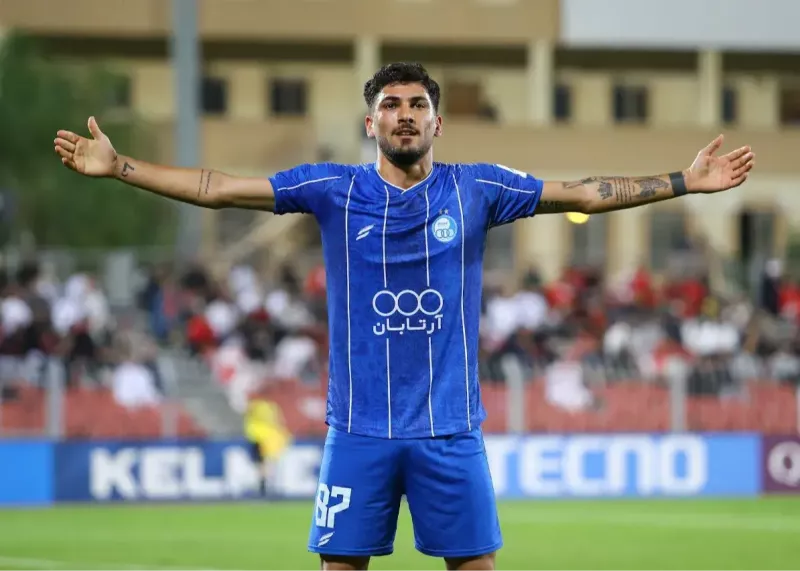 گزارش زنده: المحرق 0 -  استقلال 3