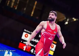 برنده جردن باروز رقیب کامران قاسمپور شد