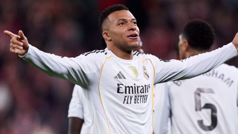 امباپه را با زیدان مقایسه نکنید، هرگز!