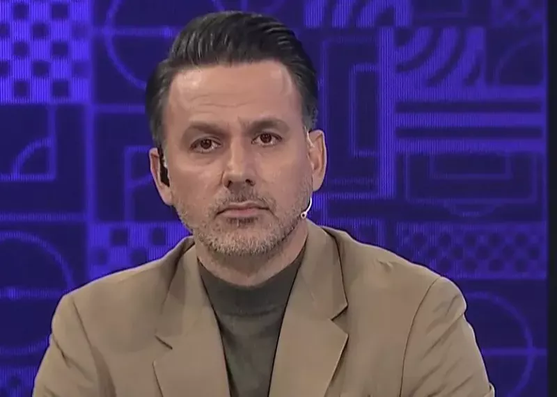 رییس هیئت فوتبال یزد باید عذرخواهی کند!