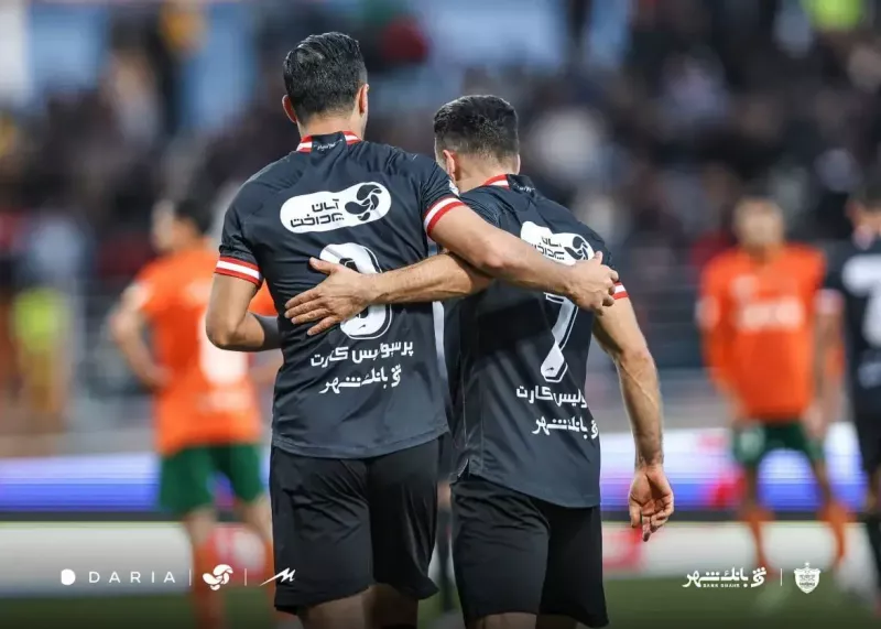 امضای علیپور پای گل اول پرسپولیس