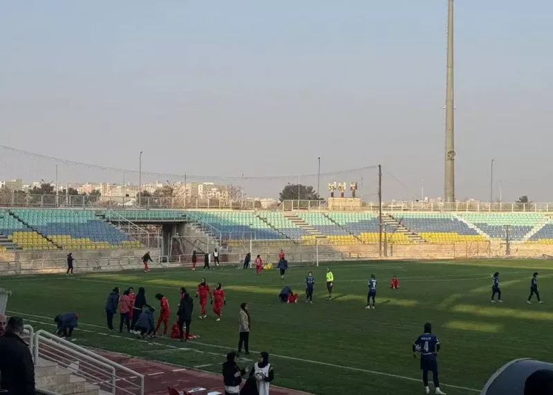 اعتراض گل‌گهری‌ها به زنان پرسپولیس: وقت تلف نکنید!
