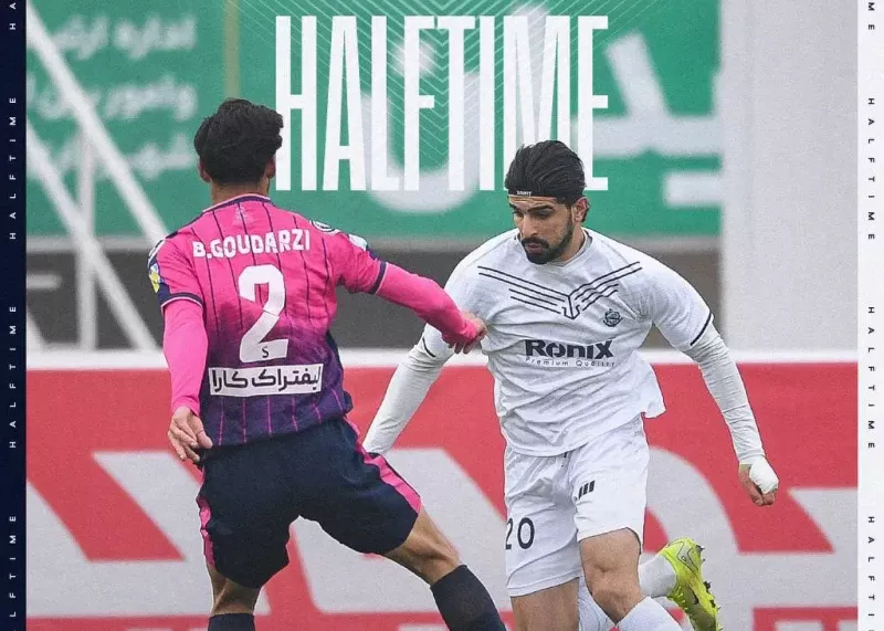 ‏تساوی بدون گل آلومینیوم و ملوان در نیمه نخست