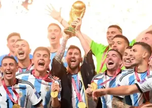 از همه آرژانتینی‌ها به شدت متنفرم!