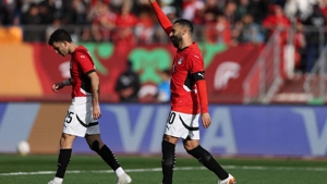 صلاح به دیدیه دروگبا رسید!