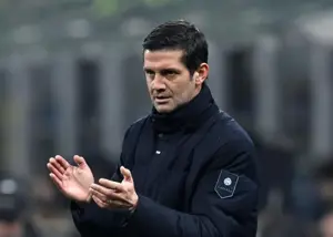 بگویم بازیکن می‌خواهم، به تیم توهین کرده‌ام