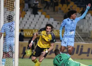 سپاهان 1 - چادرملو 0: صدر را یک لحظه رها نمی‌کنند!