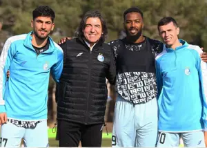 ترکیب احتمالی استقلال برای بازگشت به کورس