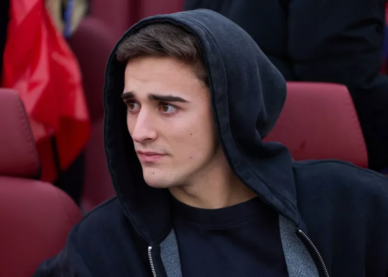 دلتنگی گاوی برای فوتبال: کاش الان روی چمن بودم!