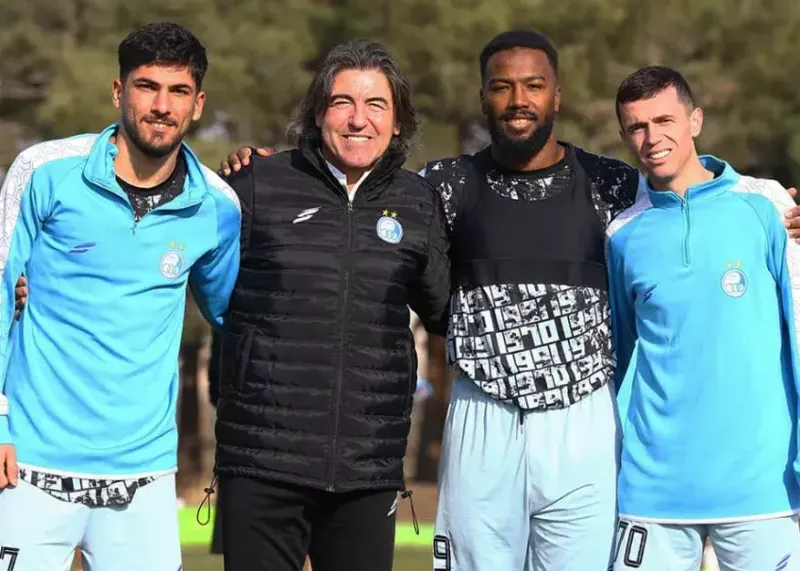 12 عکس یادگاری ساپینتو: جای یک مهاجم خالی!