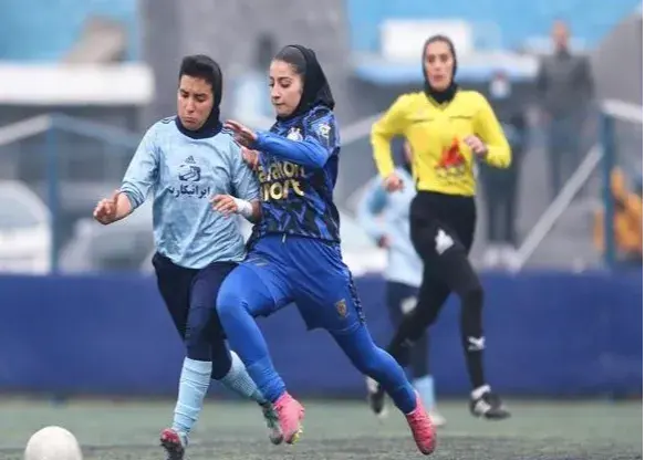 زنان استقلال در یک قدمی لیگ‌برتر