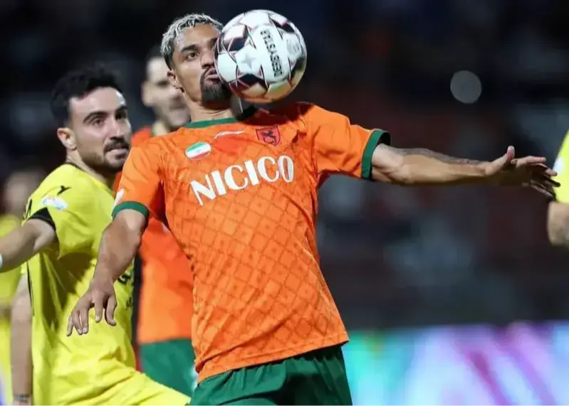 یک مهاجم برزیلی از ایران رفت!