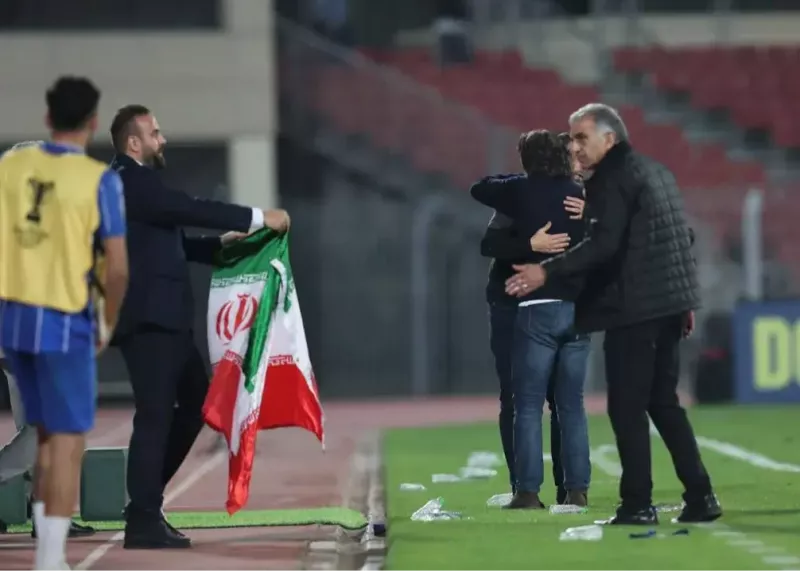 پرچم ایران در بحرین بالا رفت (عکس)