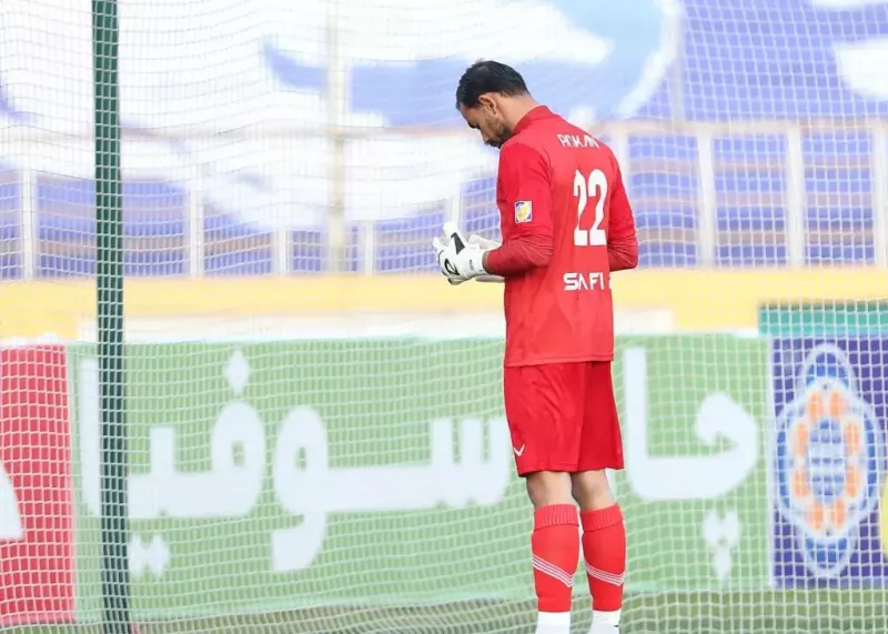 تمیزترین گلر ذخیره لیگ برتر فوتبال ایران!(عکس)