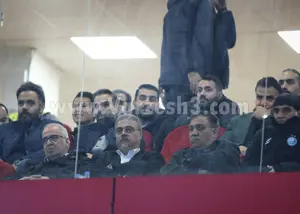 سرها در گریبان است به وقت شکست!