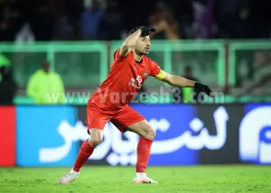 دستور آنفالوی شجاع در رختکن پرسپولیس!