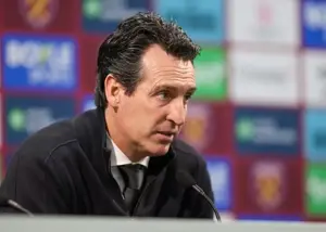 صحبت از قهرمانی در زمستان مسخره است