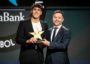 جایزه ویژه برای ستاره بارسلونا 